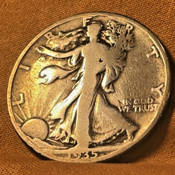 1935 D Sue Walking Liberty 90% Silver US Half Dollar #205786991103 - Picture 2 of 6